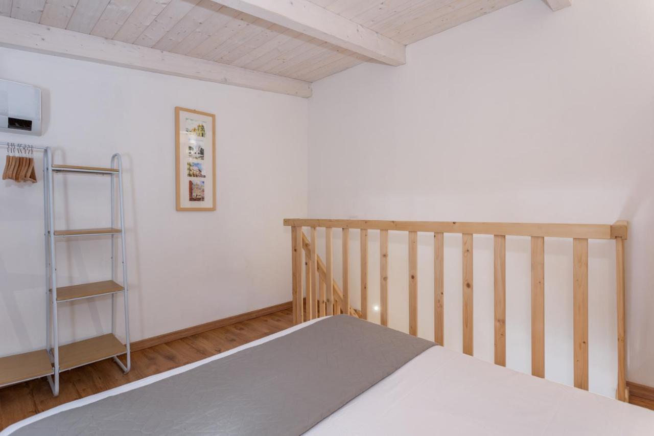 クアルトゥ・サンテーレナ Loft 35 - Private Parkingヴィラ エクステリア 写真